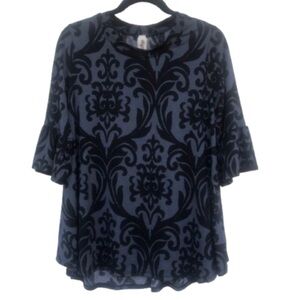 Haptics gothic scroll top M